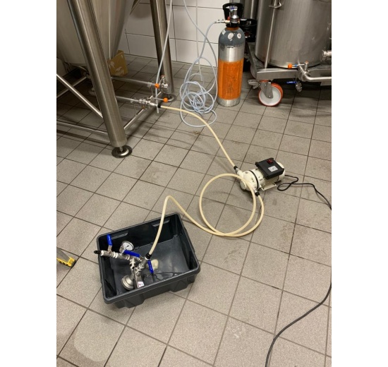 čerpadlo membránové