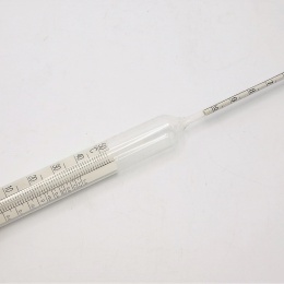 Cukroměr pivovarský 0-10% Určení množství zbytkového cukru v kvasu ve váhových procentech.