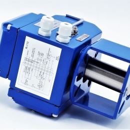 elektromotor s příslušenstvím - konzola a připojovací hřídel