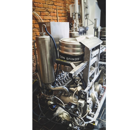 INDCOM.cz Automatická myčka a plnička KEG sudů