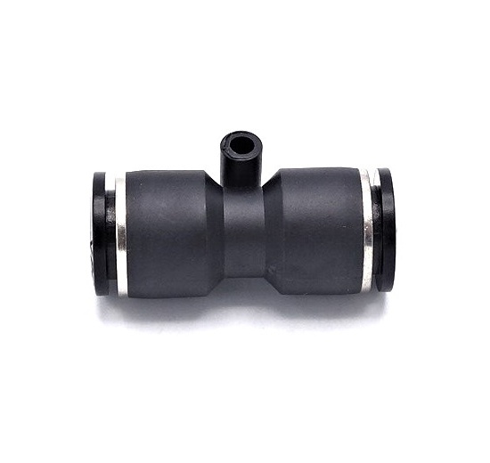 Spojka přímá nástrčné šroubení z plastu