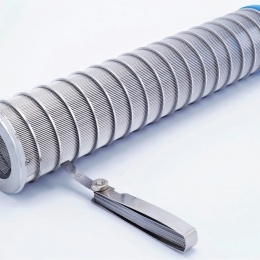 vnitřní náhradní vložka s průlinou 0,1 mm určená do trubkového rohového filtru DN 50