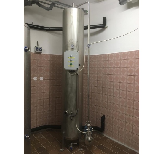 Zařízení pro sycení nápojů