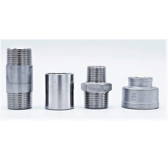 závitové fitinky z nerezové oceli AISI 304, mají trubkové závity dle DIN/ISO 2999-R